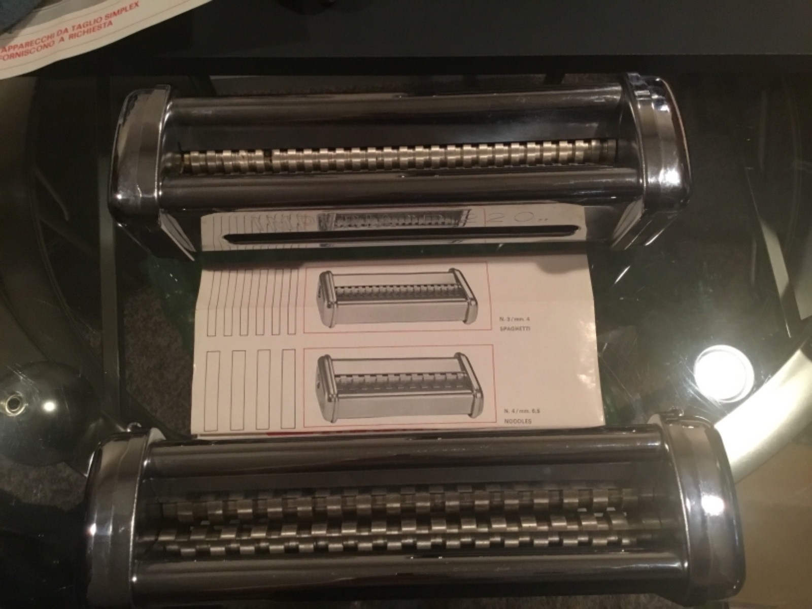 VINTAGE IMPERIA R220 MANUAL 9in PASTA MACHINE -SPAGHETTI and FETTUCCINE CUTTERS