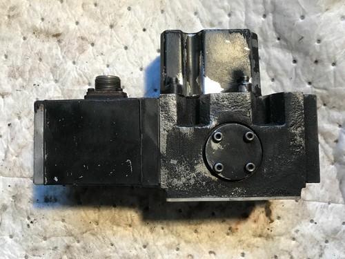 Moog 641F229C Valve
