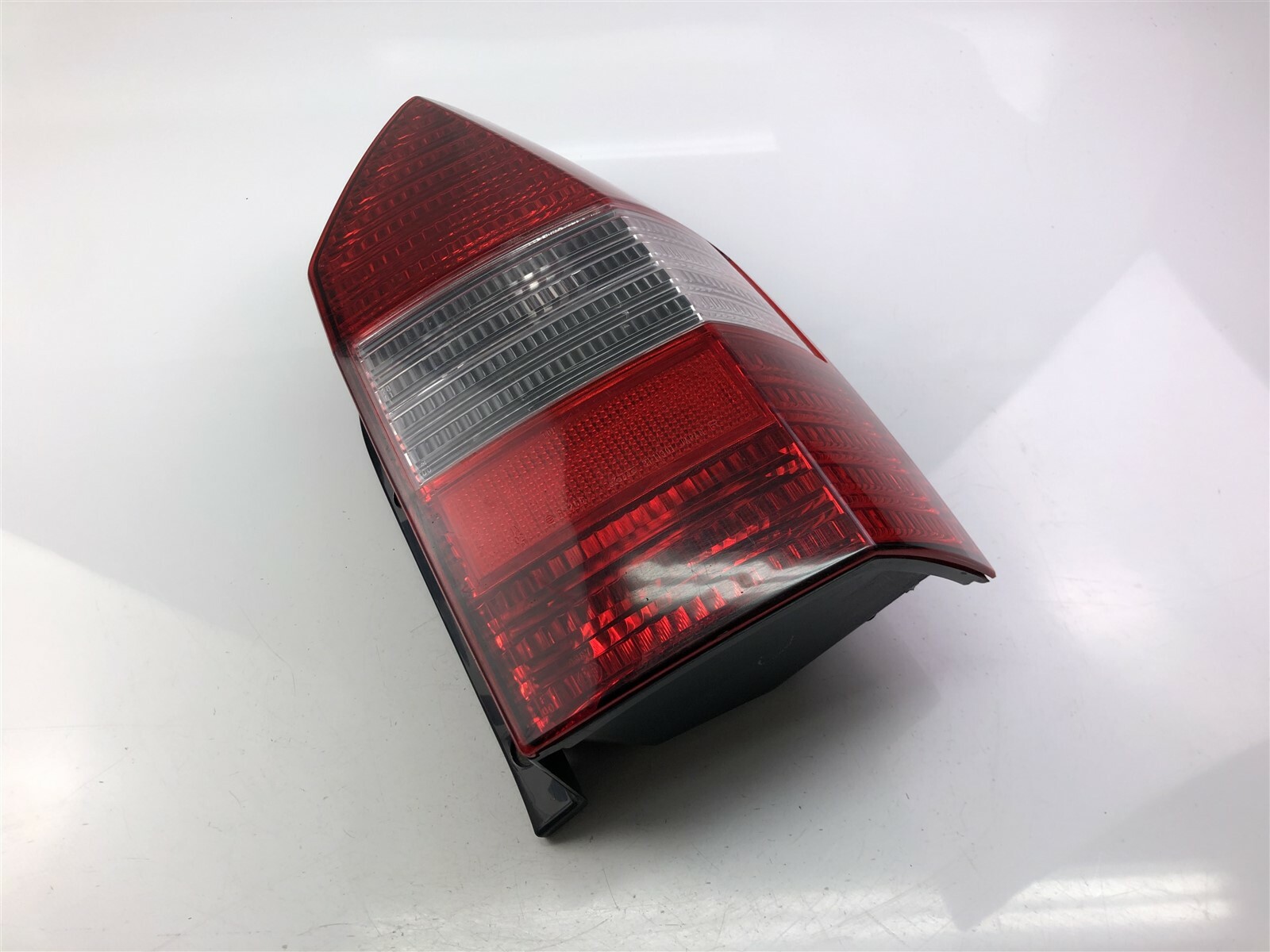 MITSUBISHI 3000 GT 1997 Headlight Head Light Lamp MR245940