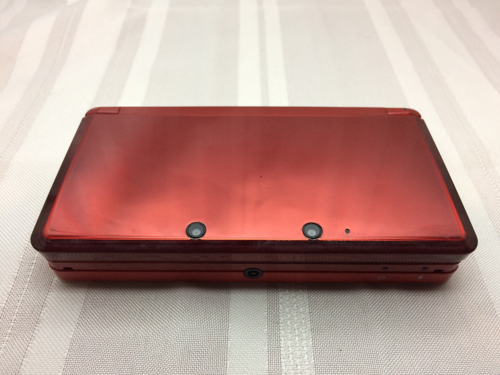 Flame Red Nintendo 3DS System - Top LCD Screen Cracked - PARTS AS/IS