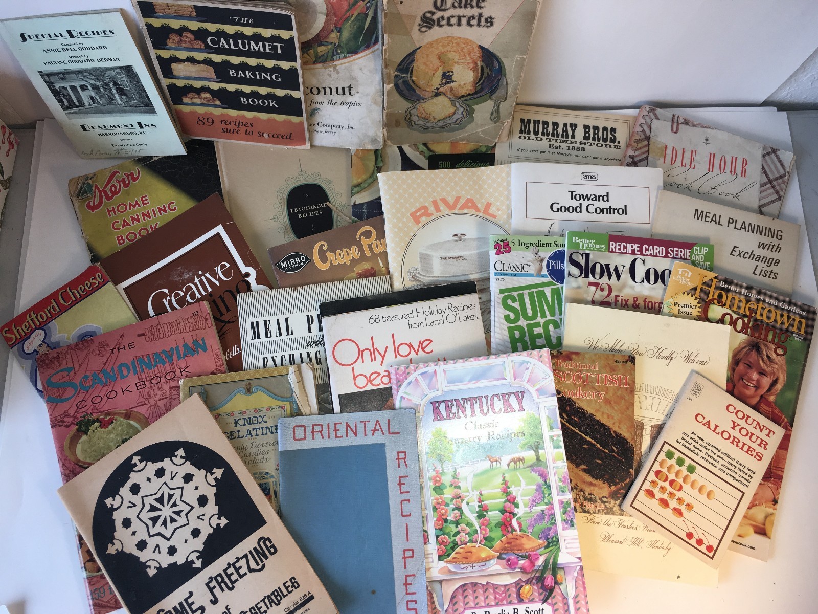 VINTAGE SMALL COOKBOOKS LOT OF 28