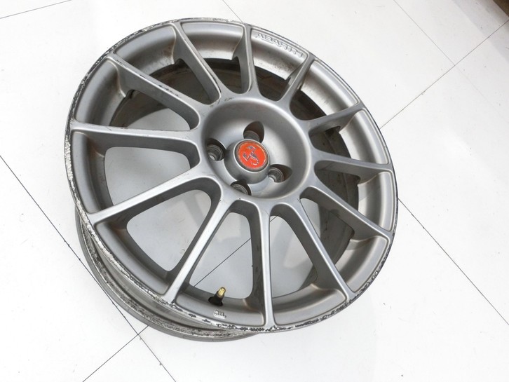 Fiat 500 595 Abarth 12-24 1 x Felge Alufelge Aluminiumfelge 17 Zoll 4X98 Fiat 500 595 Abarth 12-24 26.11.2011... Vorschau 2