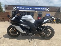 Kawasaki ZX1000SX