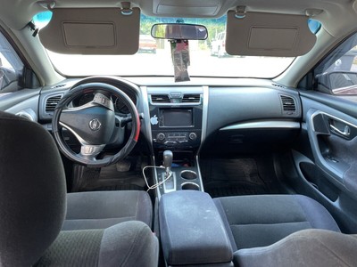 image 3 of interior
