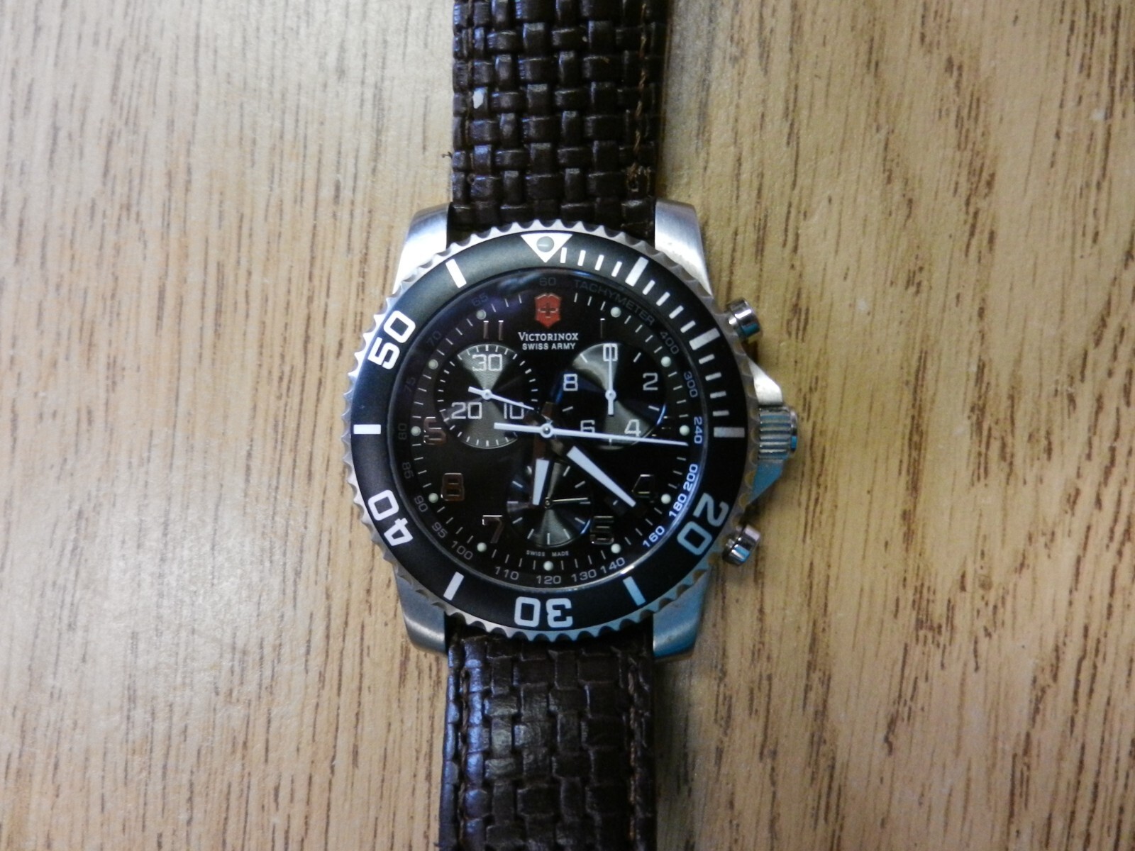 mo 様VICTORINOX SWISS ARMY クロノグラフ 24144 Victorinox Swiss Army Chrono Watch 24144 Wrist watch Black