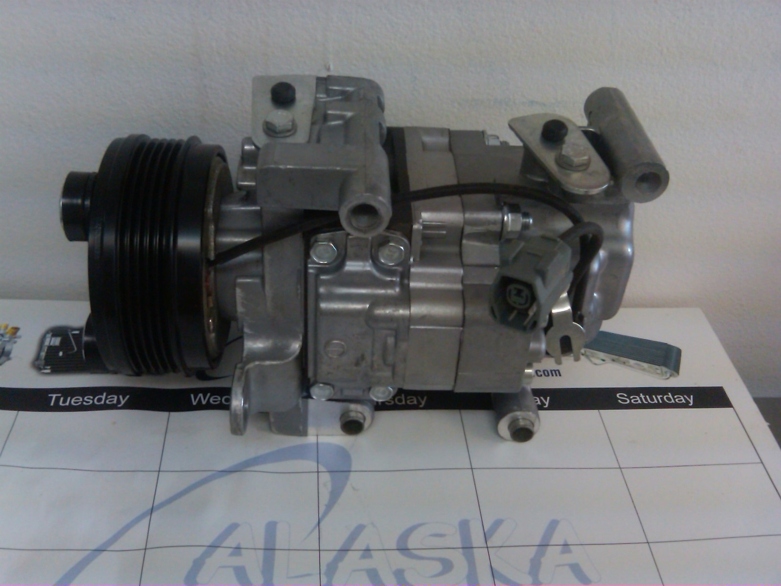 BRAND NEW AC A/C COMPRESSOR MAZDA 3 MAZDA 5 2004 2005 2006 2007 2008