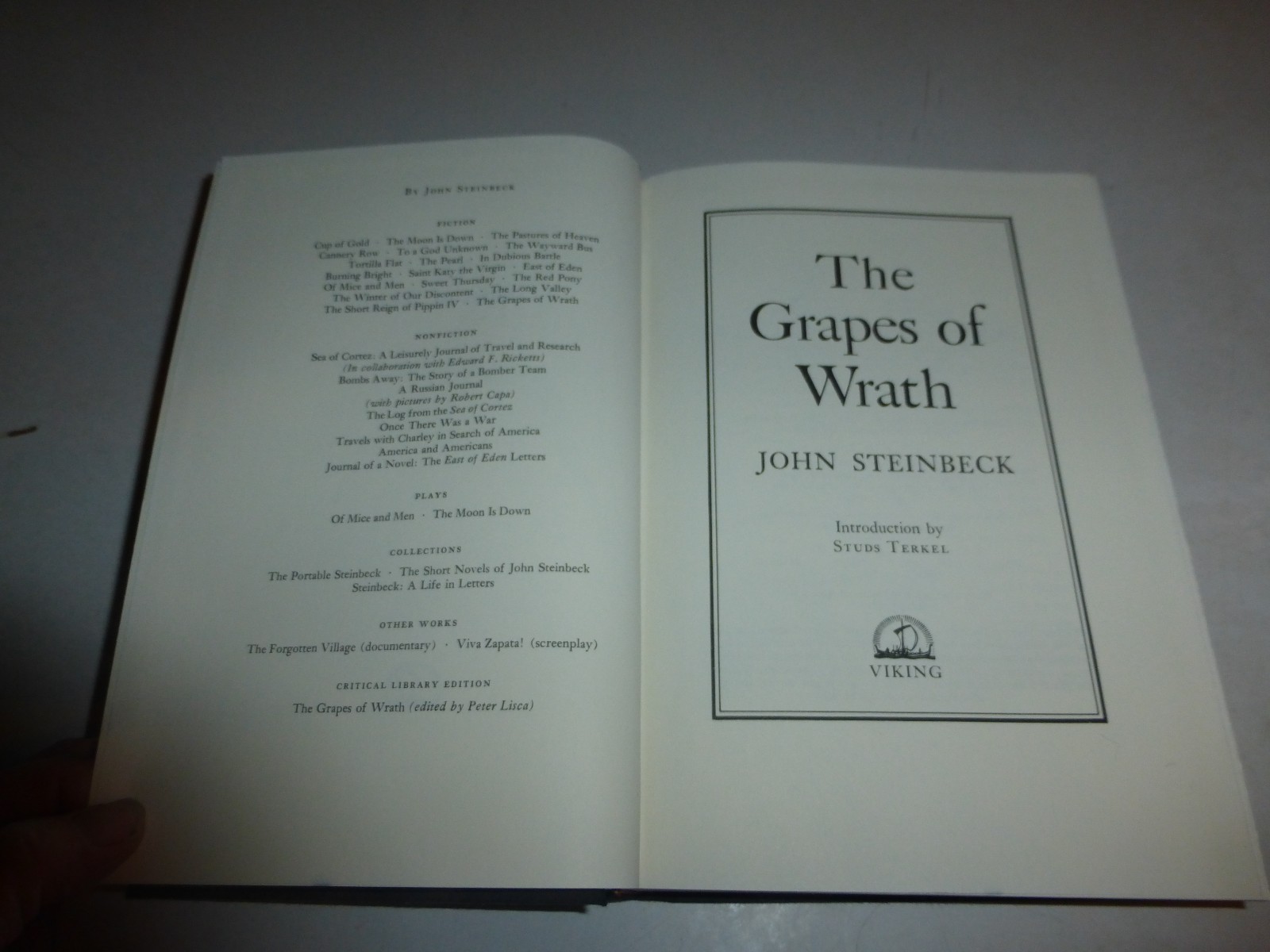 1st/1st THE GRAPES OF WRATH by JOHN STEINBECK HCDJ - 1989 RE-ISSUE B250