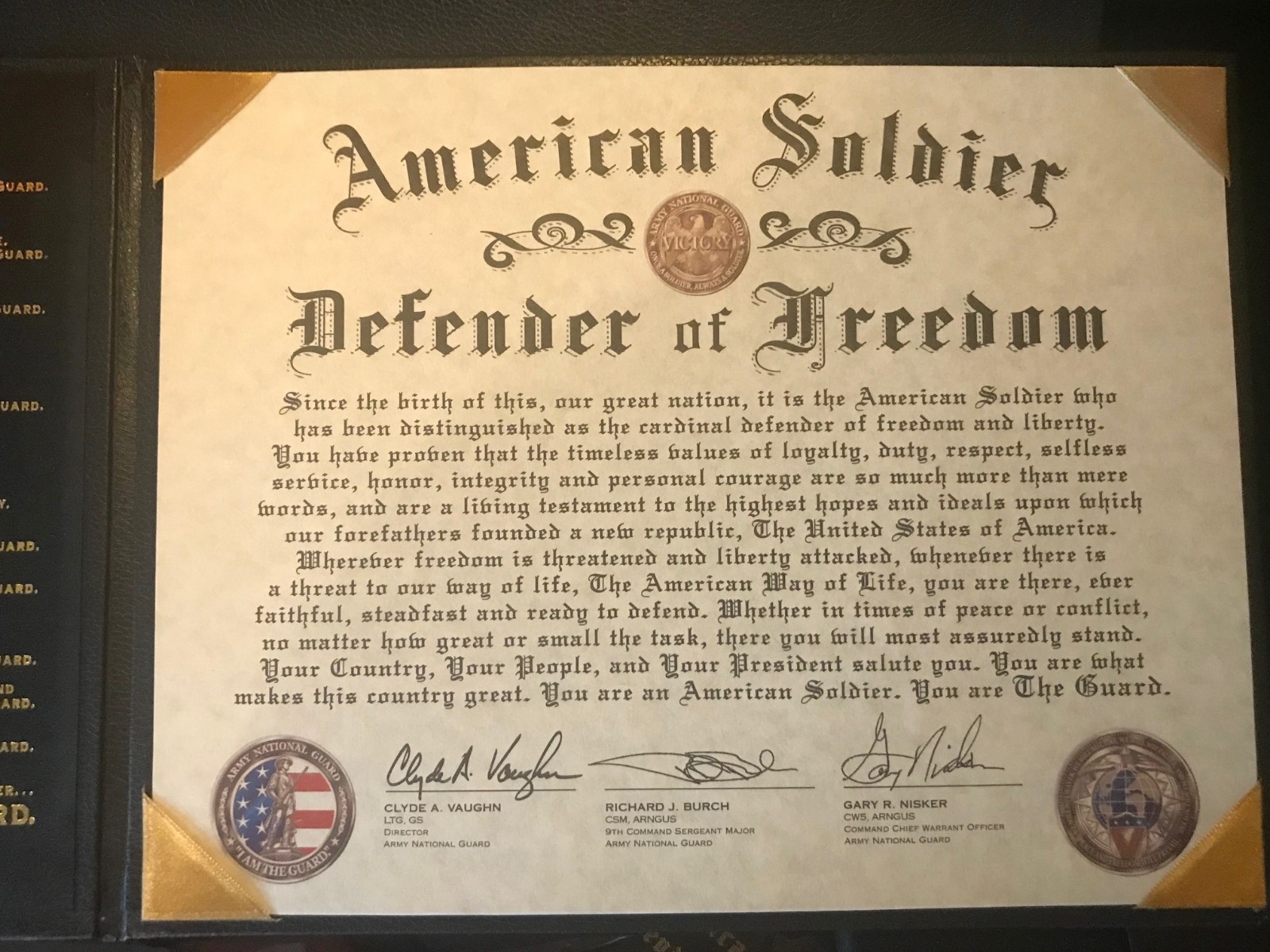 Army National Guard American Solider Defender of Freedom Flag Pins Medal Set