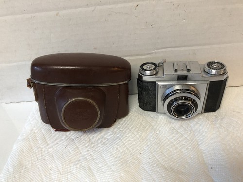 Vintage Zeiss Ikon Prontor SVS Camera with Novar Anastigmat