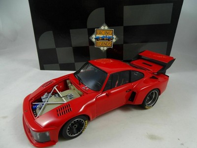 1:18 18101 1976 Porsche 935 Turbo Red Boxed