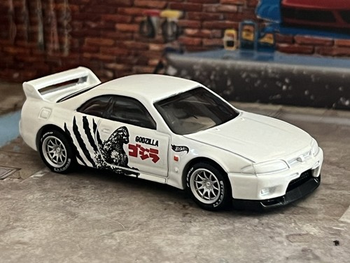 Hot Wheels 2024 Godzilla Nissan Skyline GT-R R33 (BCNR33
