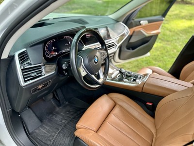 image 10 of interior