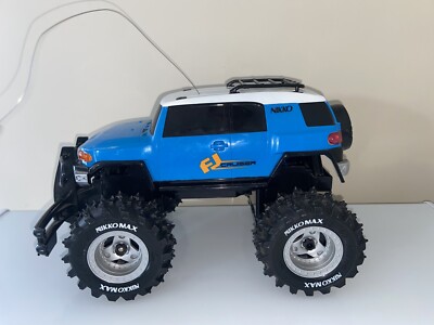 TOYOTA FJ Cruiser ラジコン 1/10スケール