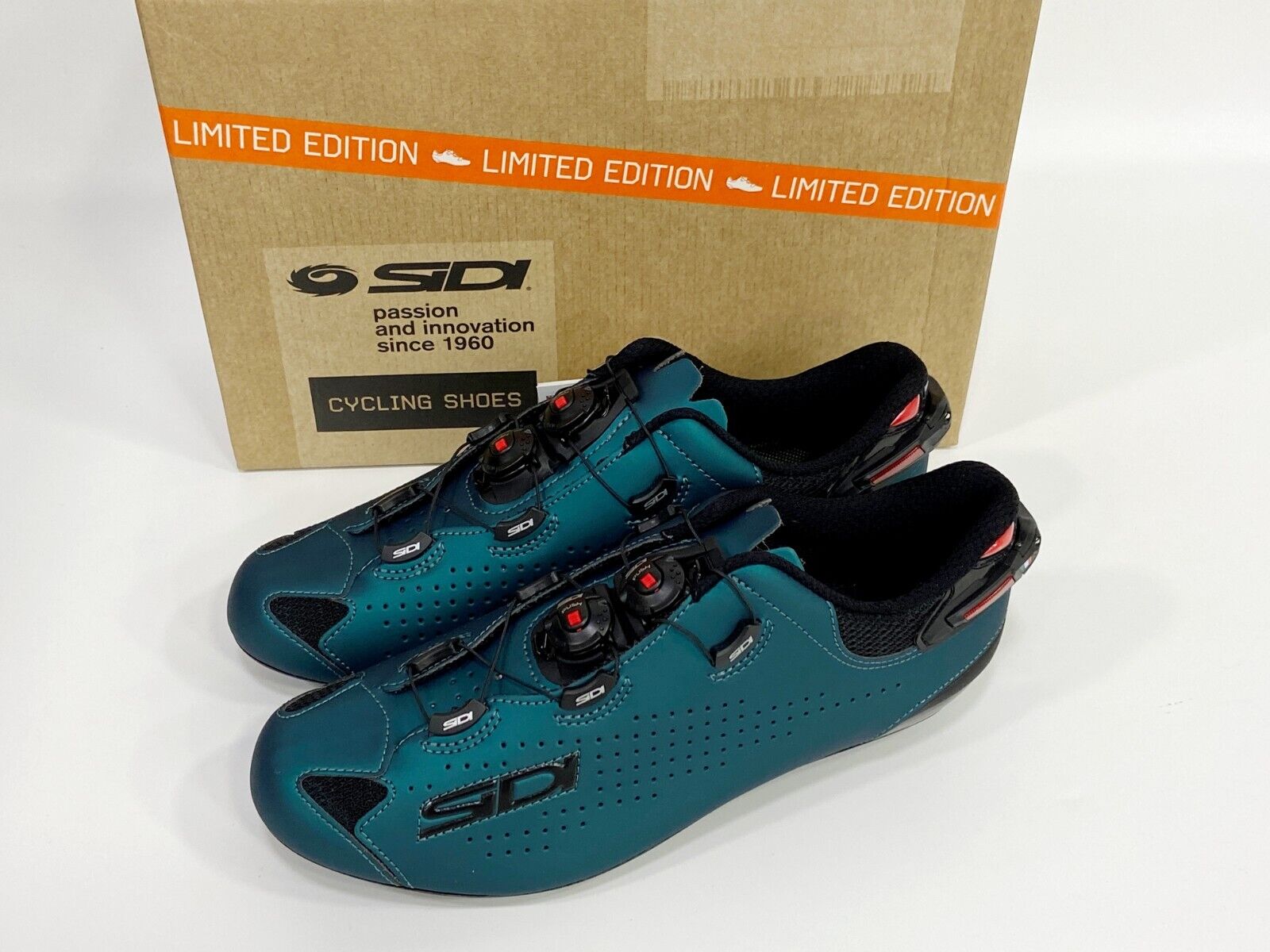SIDI SHOT 2 Limited Edition Road Cycling Shoes (Deep Teal) Size 43 / 43.5 Italy SIDI SHOT 2 Limited Edition Road Cycling Shoes (Deep Teal) Size 43 / 43.5 Italy
