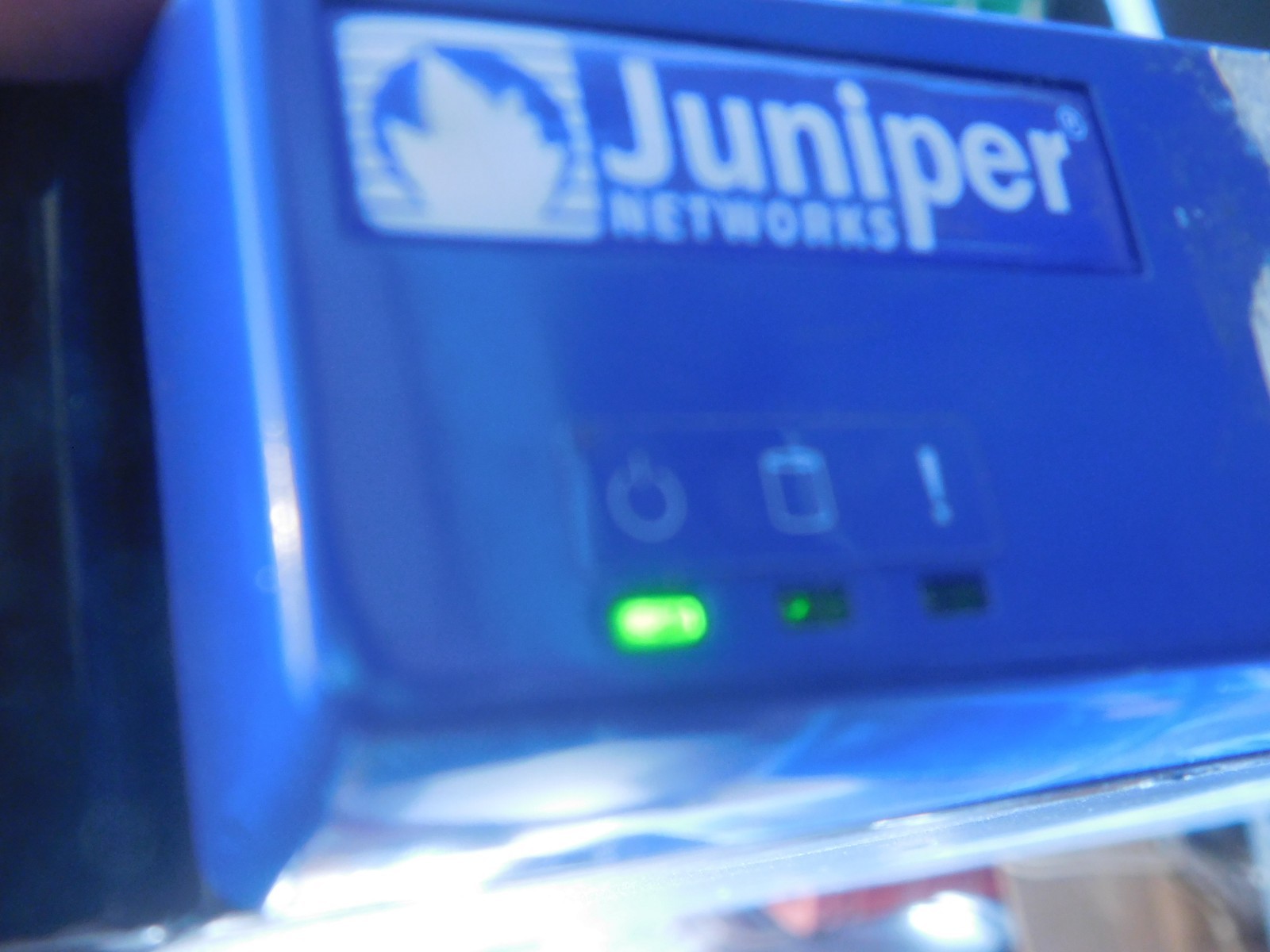 Juniper Networks SA 2500 Secure Access SSL VPN Security Appliance