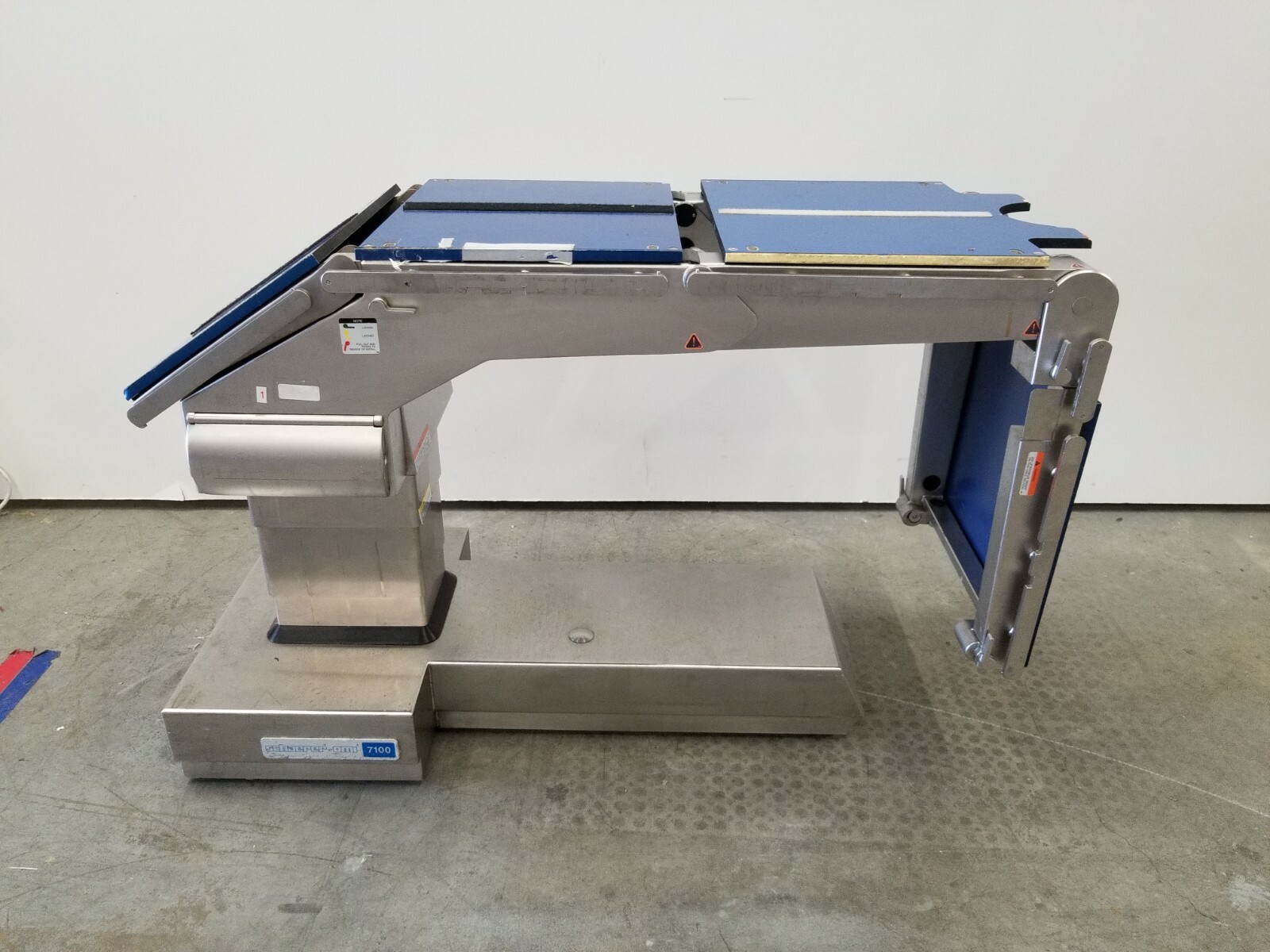 Schaerer OMI 7100 Modular O.R. Surgical Table - Multi Specialty Surgical Table