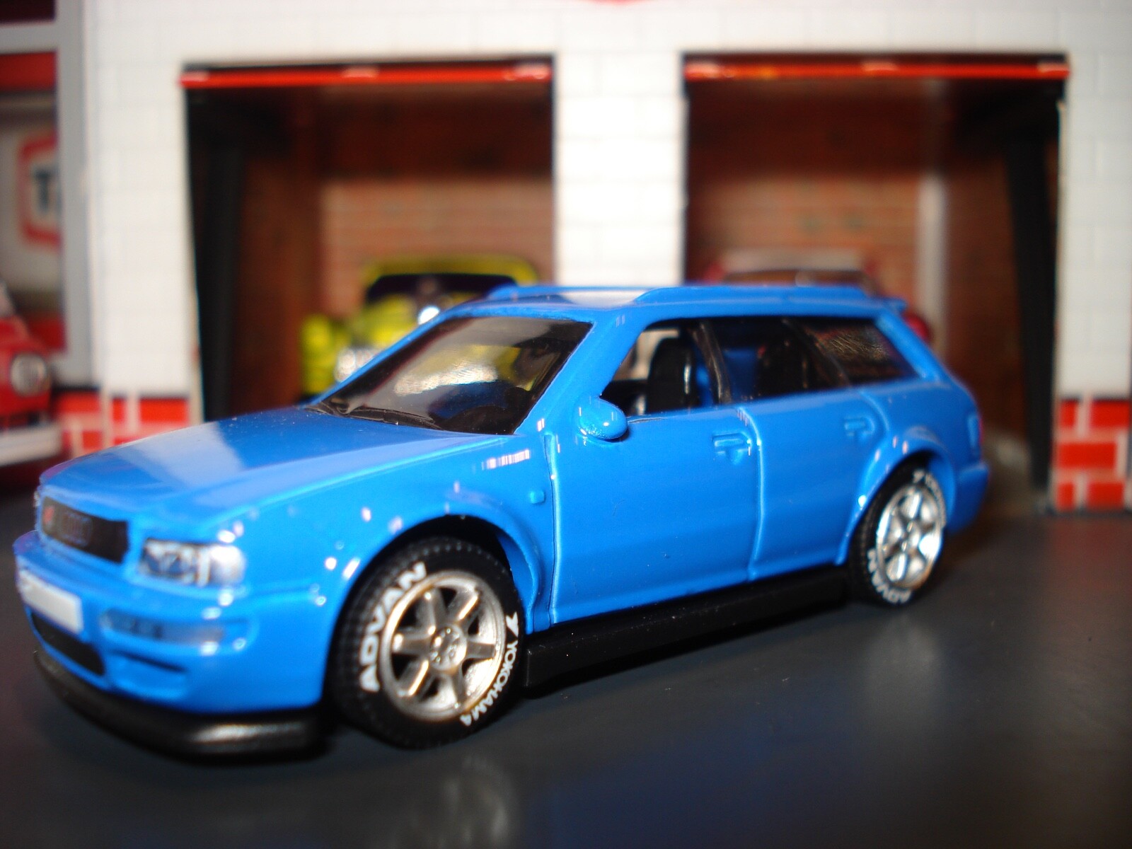 1994 AUDI RS 2 AVANT CUSTOM EDITION 1/64 MB CUSTOM 6 SPOKE