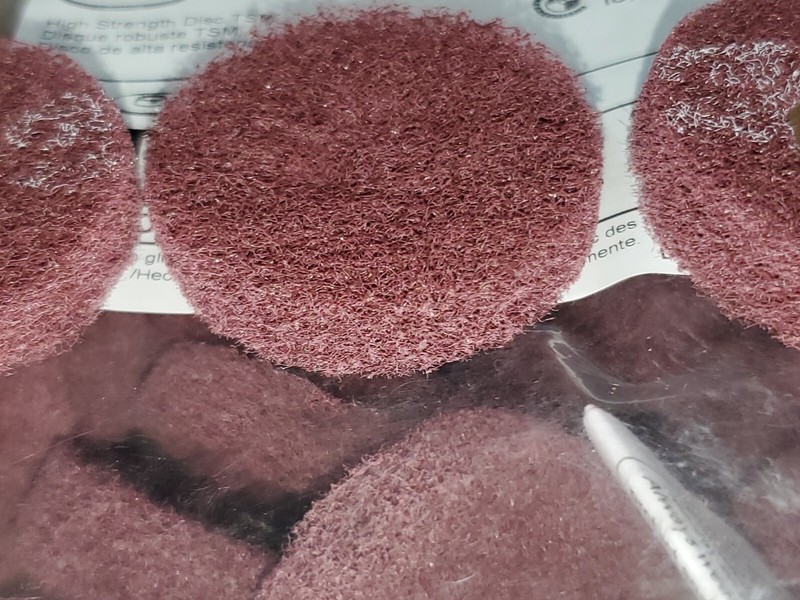 (50) Scotch-Brite  Roloc TSM 2” Fine High Strength Disc Cleaning Finishing