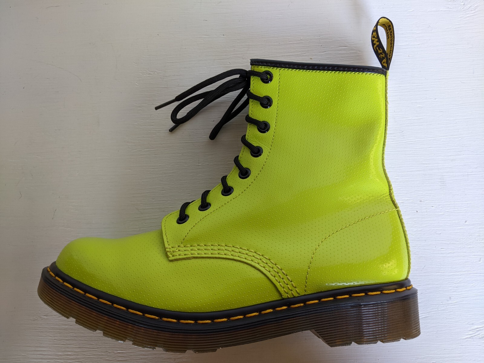 DR. MARTENS NEON LIME GREEN QQ DOT TEXTURED PATENT LEATHER DR. MARTENS NEON LIME GREEN QQ DOT TEXTURED PATENT LEATHER