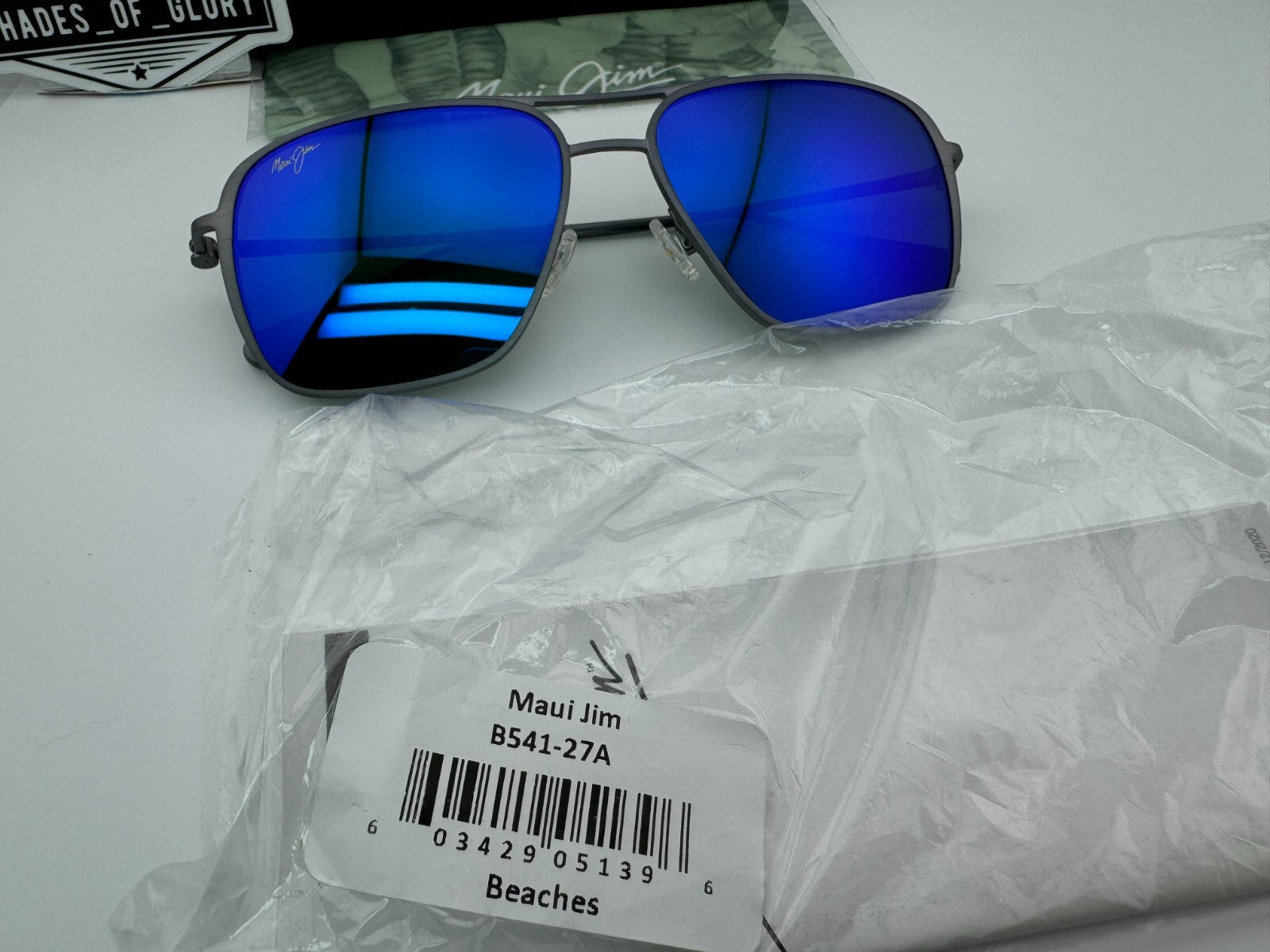 Pre-owned Maui Jim Beaches 541-27a Grey Titanium Blue Hawaii Polarized Sunglasses