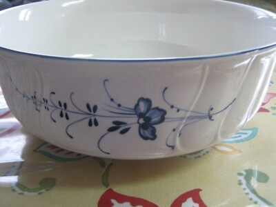Villory and Boch Blue & White Vieux Luxembourg 10'' Bowl