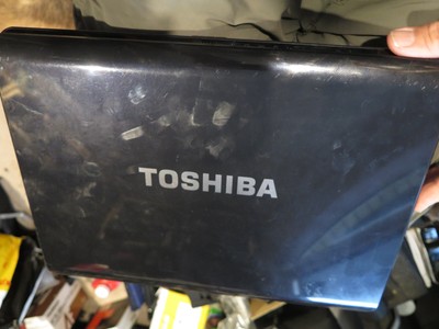 Toshiba satellite a200 laptop working but sold as parts as shown