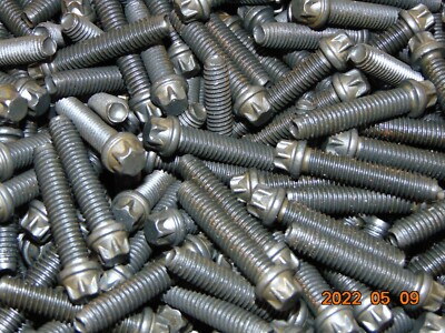 LOT OF 4 HG50868 EXTERNAL TORX BOLT / SCREW 5/16-18 X 1-1/2 CUB CADET