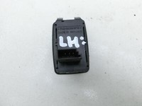 BMW E91 3er 330i 06-08 Kombi Fensterheberschalter Schalter Links Hinten BMW E91 3er 330i 06-08 21.12.2007 15939900... Vorschau 4