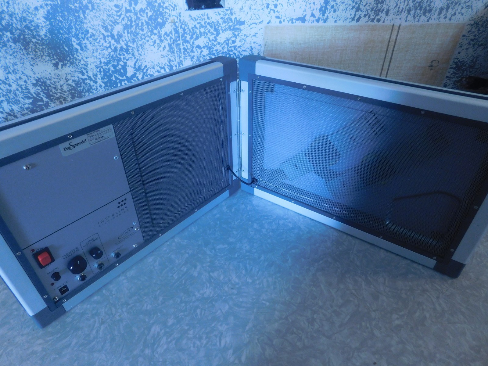 Gospeak VP3300 Portable Speaker System TESTED WORKS