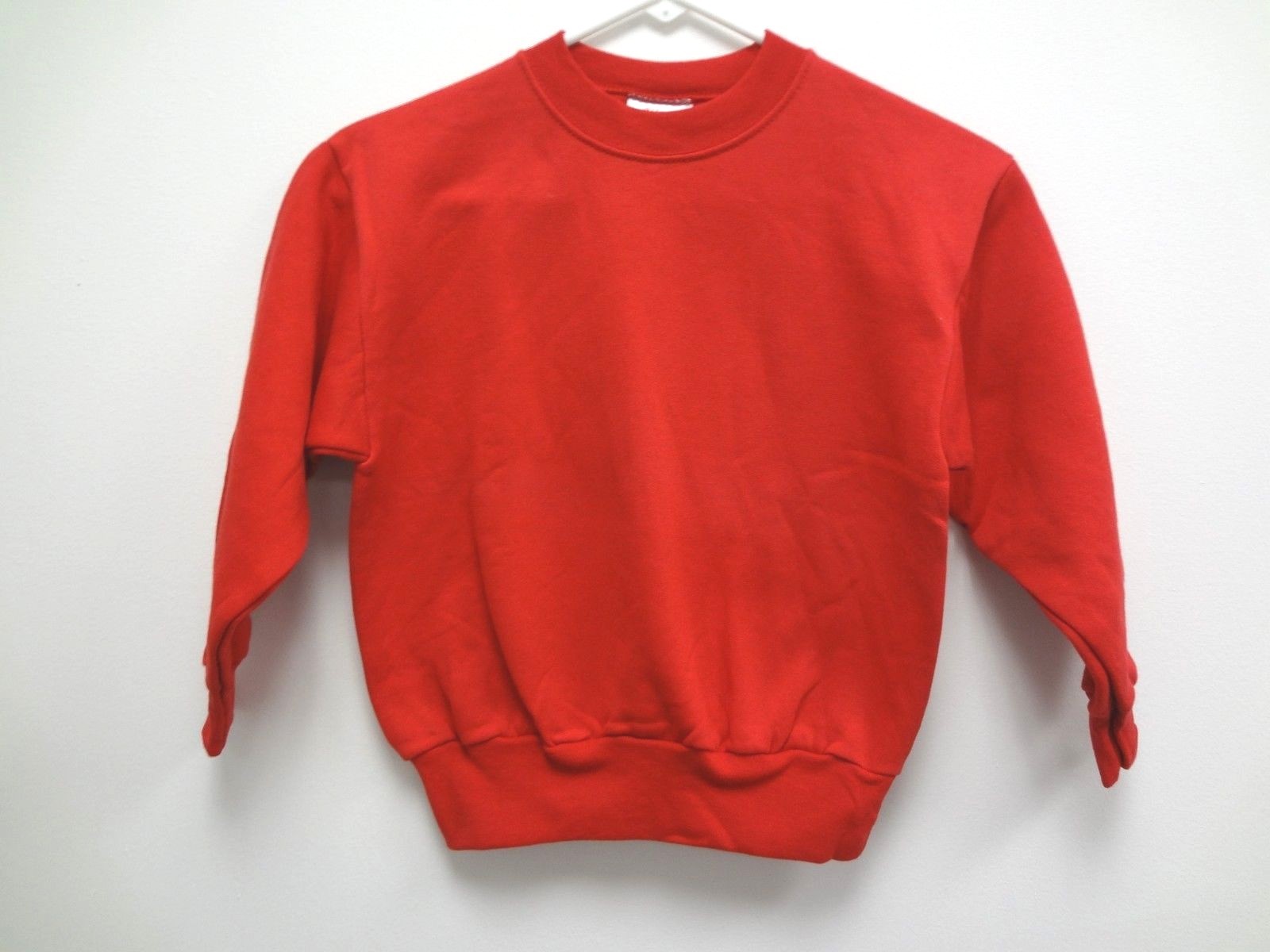 Hanes Comfort Blend Crewneck Long Sleeve RED Sweatshirt~Size YOUTH S (6-8)~NWOT