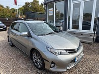 2013 Toyota Auris 1.8 VVT-h Excel CVT Euro 5 (s/s) 5dr HATCHBACK Petrol/Electric
