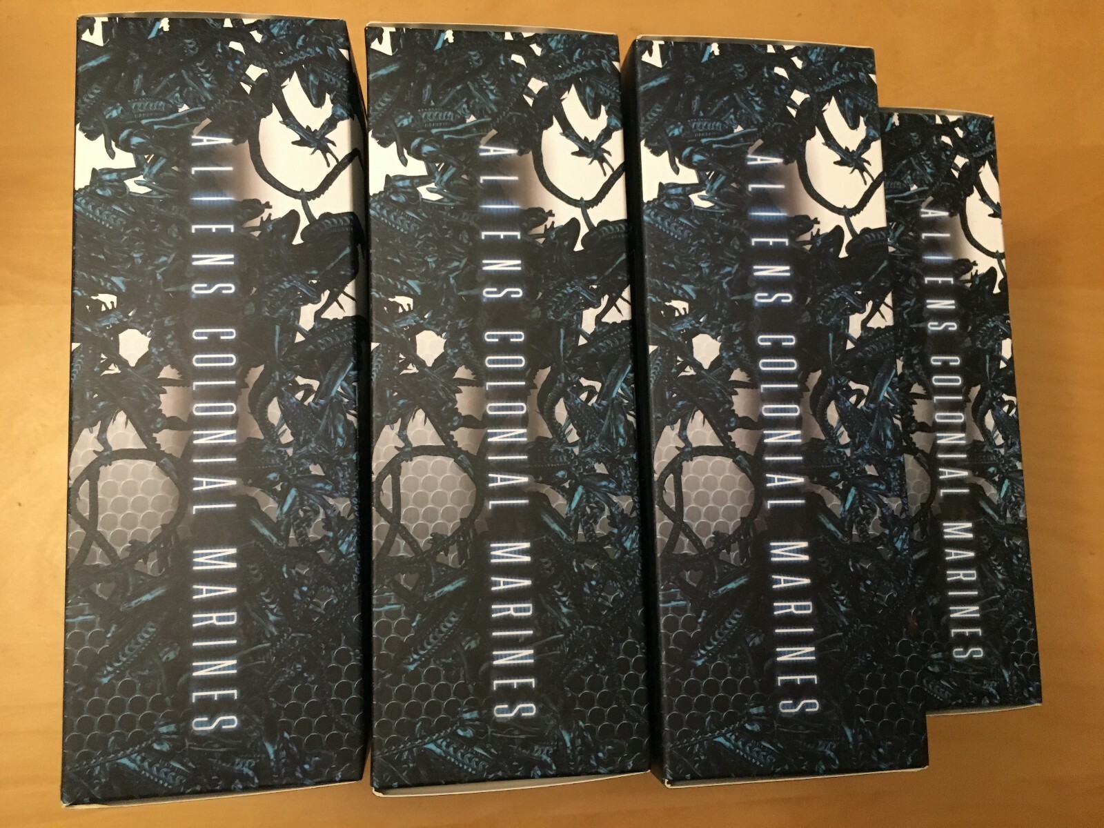 ALIENS XENOMORPH BOILER SPITTER LURKER, HUDSON COLONIAL MARINES 1/18 SCALE NIB