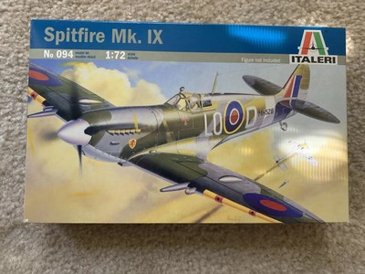 Sealed Italeri Aircraft Model 1/72 Spitfire Mk. IX Scale Hobby 094 T0094
