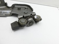 Nissan NV200 09-21 Kombi Führungsrolle für Schiebetür Links Unten Nissan NV200 09-21 09.08.2012 82421JX00B gebraucht Vorschau 4