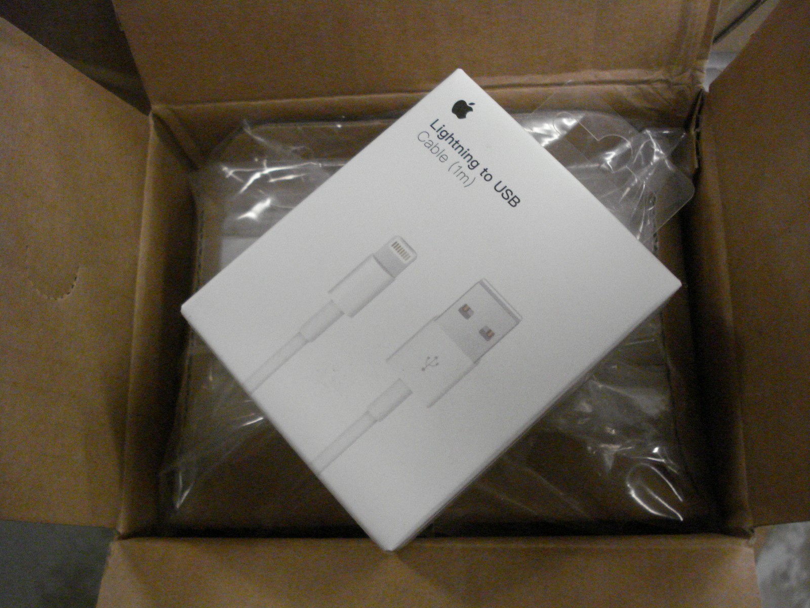 『Designed by Apple in California』大サイズ Appleの20年をたどる写真集「Designed by Apple in California