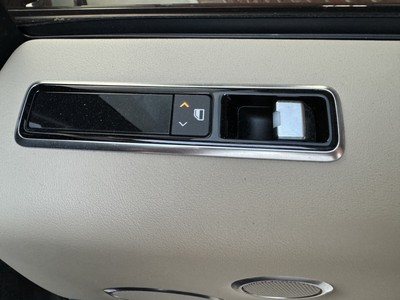 image 10 of interior