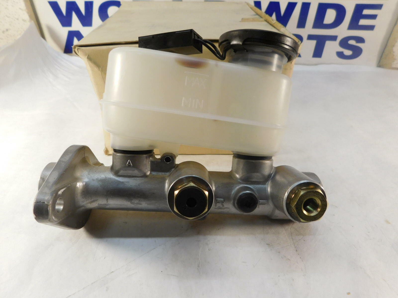 Brake Master Cylinder for NISSAN Maxima Station Wagon ref