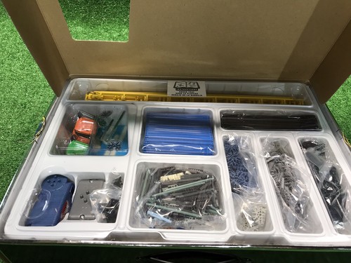 NIB KNEX Vertical Vengeance Coaster #50080 Brand NEW Factory Sealed Contents