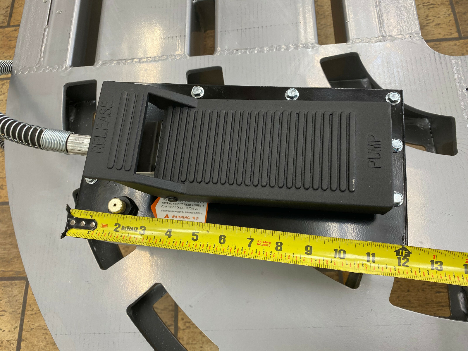 Eagle Pro Air Hydraulic Foot Pump 10,000 PSI Foot Pedal Frame Machine Press