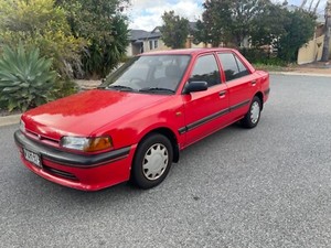 Mazda 323 1995