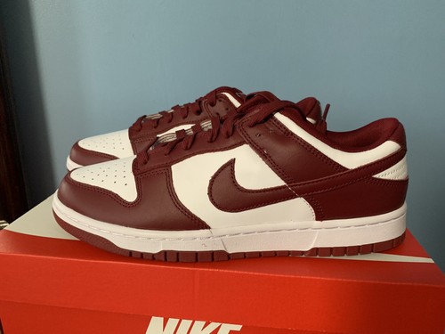 dunk low retro team red