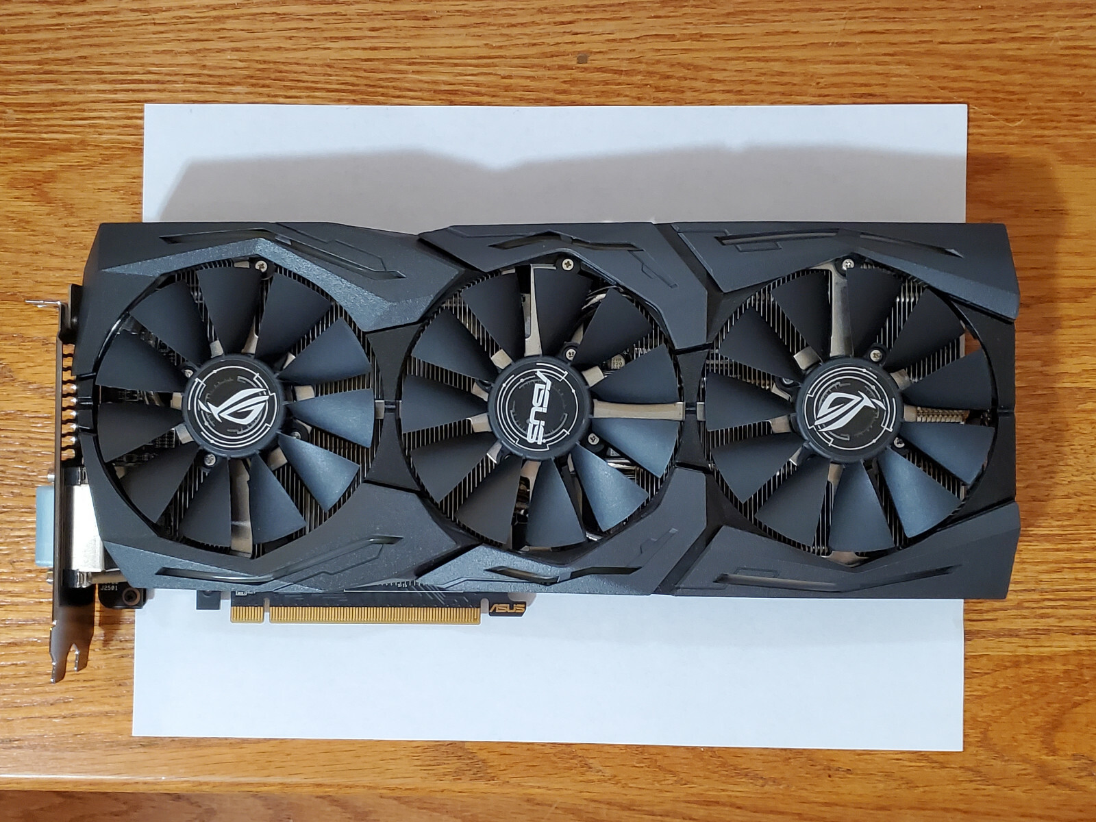 ASUS ROG Strix RX 480 8GB OC Gaming | eBay ASUS ROG Strix RX 480 8GB OC Gaming | eBay