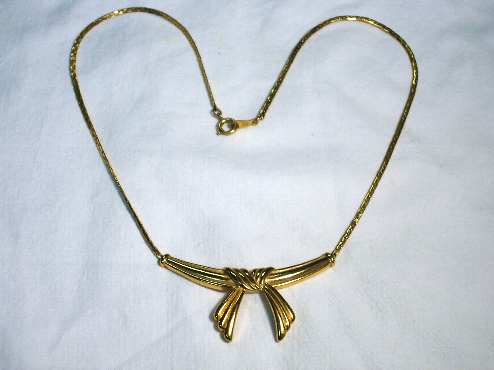 VINTAGE HOLLYWOOD】White Blossom Ribbon Necklace☆追跡付