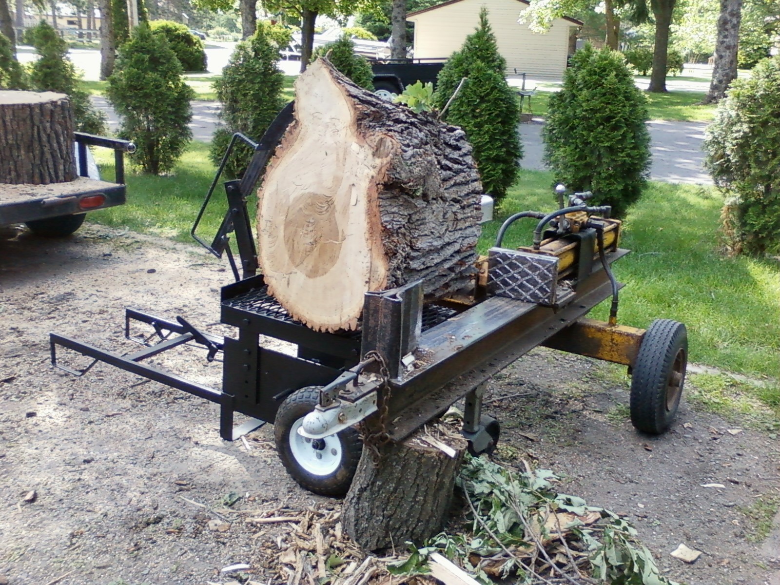 Manual Log Loader, for moving and lifting logs onto wood splitter.