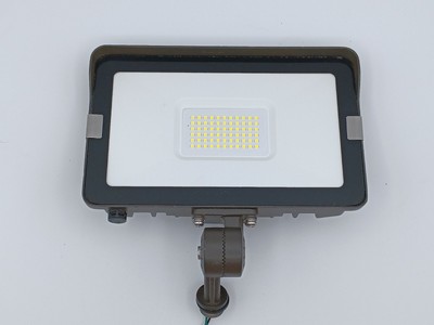 Hyperlite CES-LS-VN-50W50120L AC 120V LED Flood Light 50/60Hz 5000K 50W no base