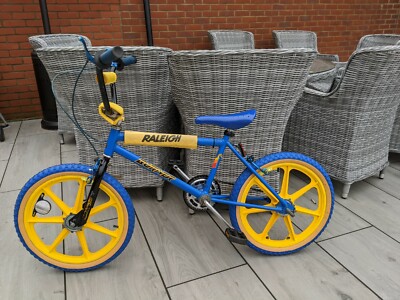 RALEIGH MAG BURNER BMX MK2 Oval Competition simplex mag wheels blue and yellow