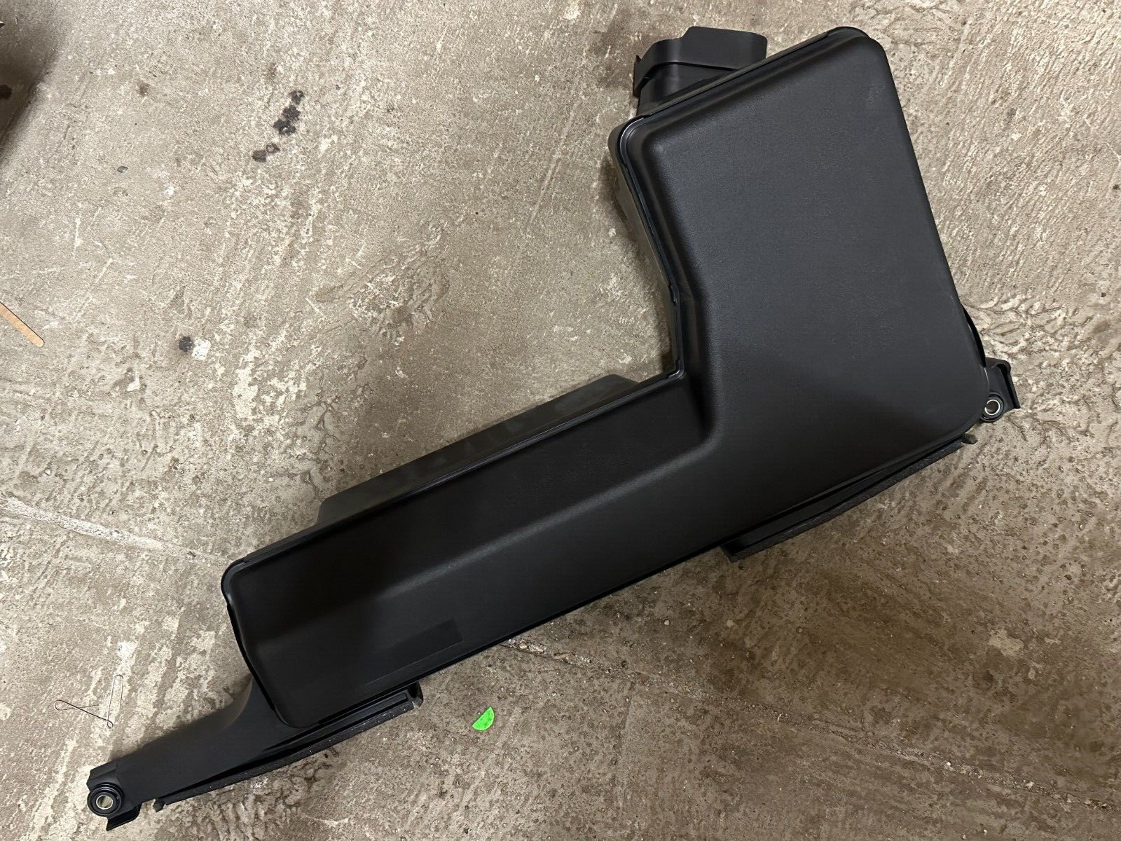 NEW OEM NISSAN 2013-2020 PATHFINDER UPPER AIR INTAKE DUCT