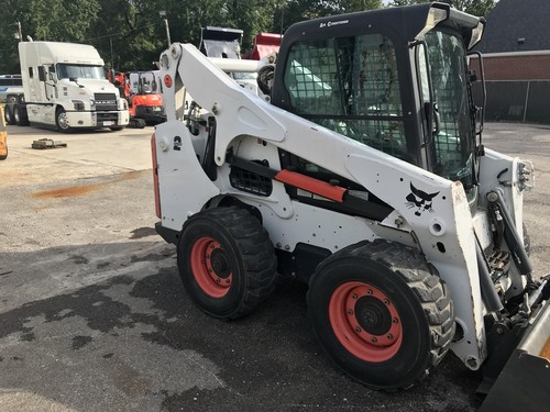 Bobcat Skid Steer S770    840 Hours