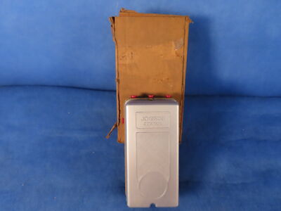 JOHNSON CONTROLS T-8501 SUBMASTER ROMOTE BLUB THERMOSTAT 1YEAR WARRANTY