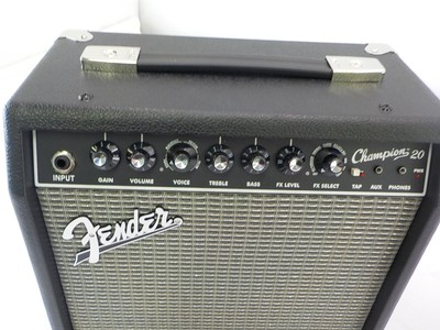 Fender 2330200000 - Champion 20-Watt Electric Guitar Amplifier